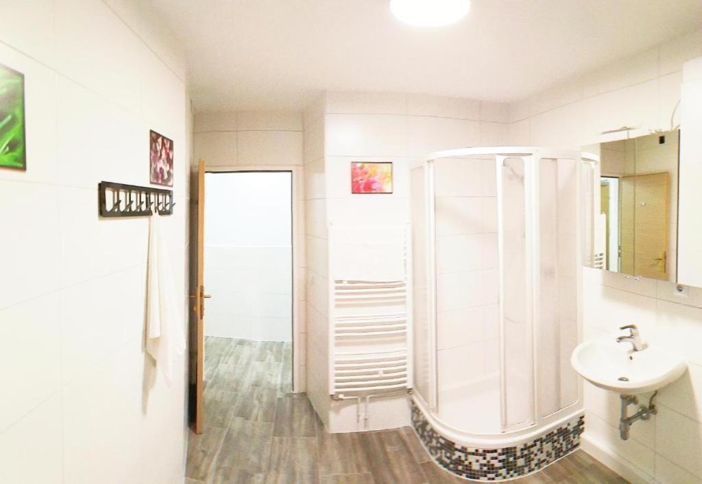 Smart Mini Hotel 维也纳 外观 照片
